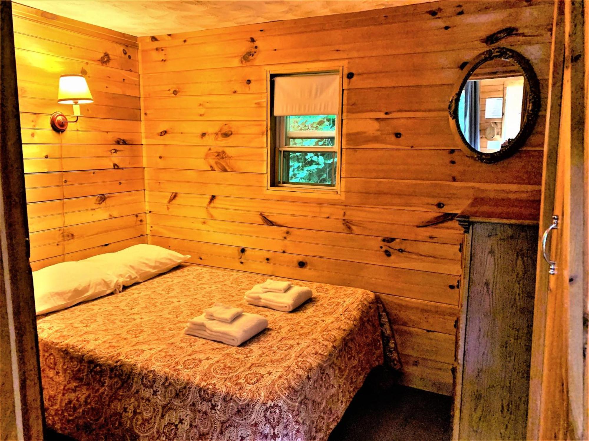 Barton Pine Crest Motel & Cabins חדר תמונה