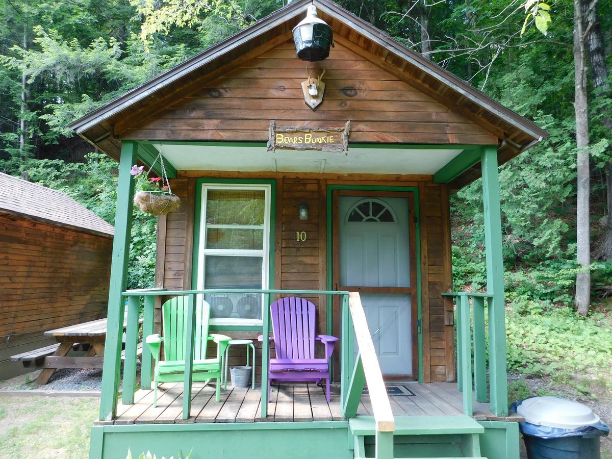 Barton Pine Crest Motel & Cabins מראה חיצוני תמונה
