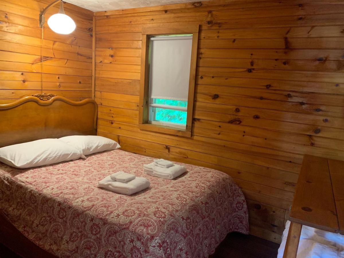 Barton Pine Crest Motel & Cabins מראה חיצוני תמונה