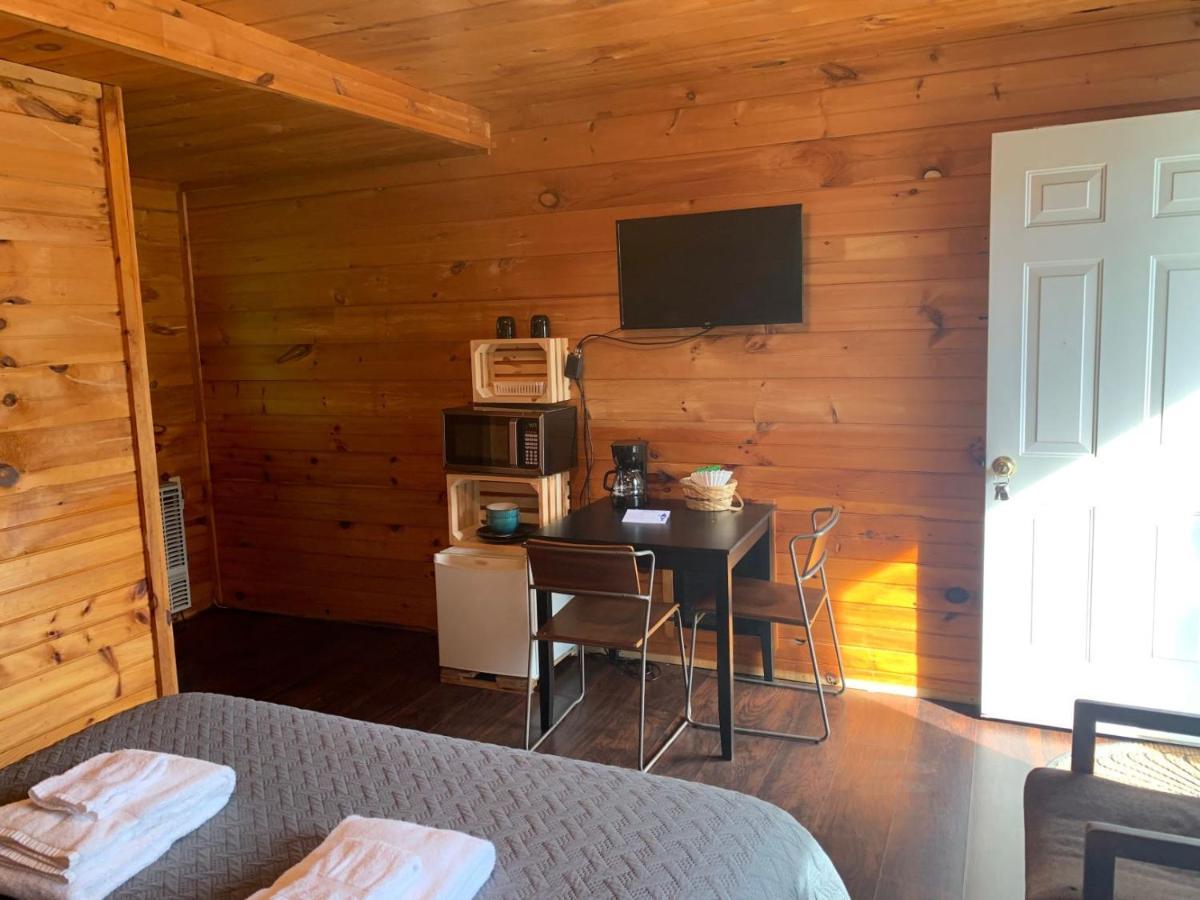 Barton Pine Crest Motel & Cabins מראה חיצוני תמונה