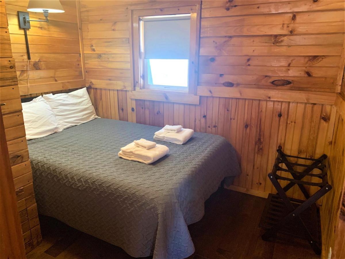 Barton Pine Crest Motel & Cabins מראה חיצוני תמונה