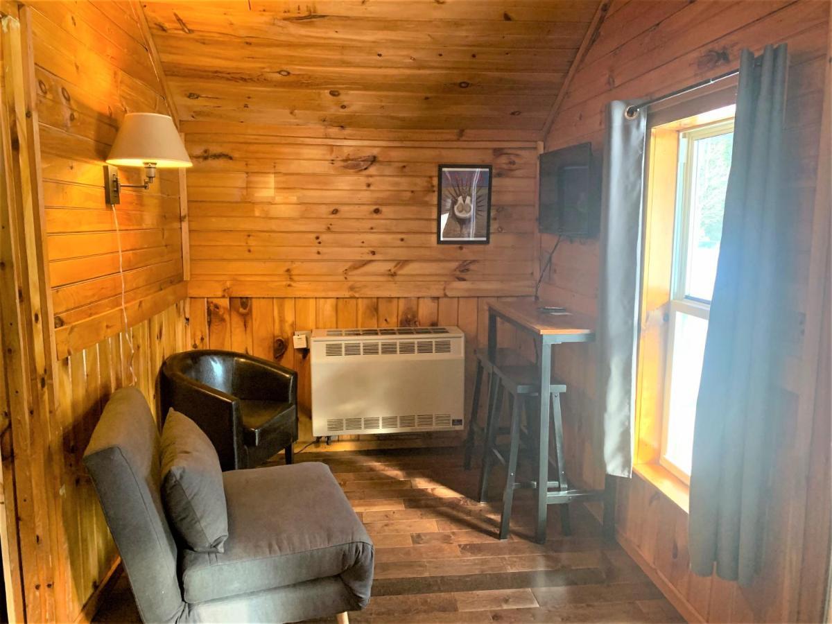Barton Pine Crest Motel & Cabins מראה חיצוני תמונה